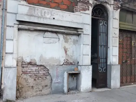 Casa/terreno/lote 1.300m² construibles en venta en la calle Beazley 3500, Pompeya, Capital