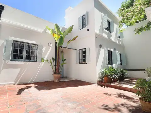 Casa 6 ambientes alquiler Beccar pileta climatizad