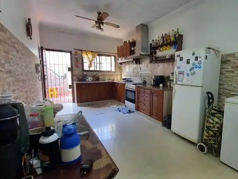 Depto Tipo Casa en Venta de 5 ambientes