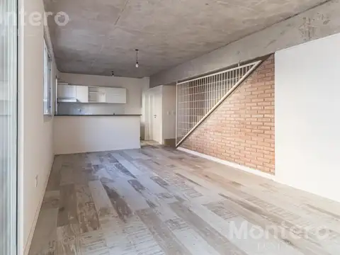 Depto Tipo Casa en Venta en Parque Chas, USD 240.000
