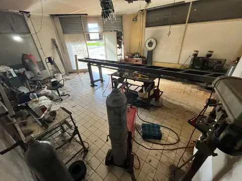 Local en Venta 45 años