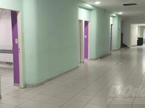 Local en Alquiler 50 años