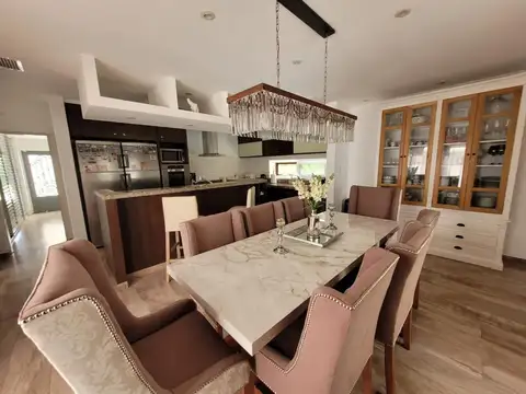 Casa en Venta en Funes, USD 595.000