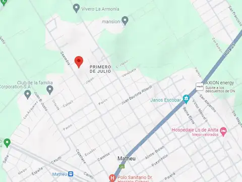 Entre calles Saavedra y Los Tilos