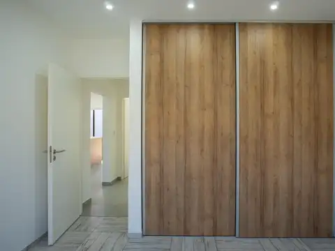 Casa 3 ambientes con 2 baños