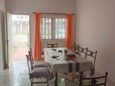 Casa en Venta en Granadero Baigorria, USD 48.000