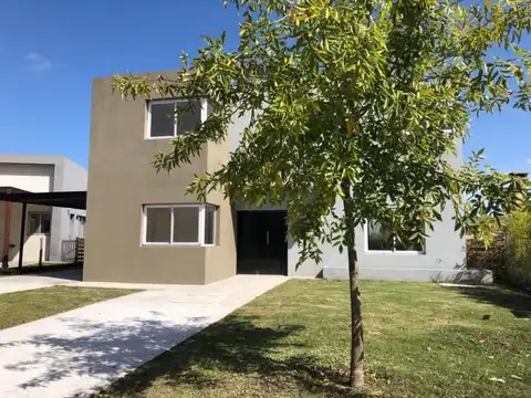 Casa San Alfonso  Pilar del Este