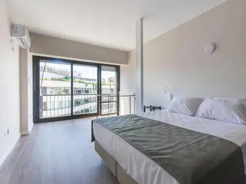 Marcelo T. de Alvear e/ Maipú y Esmeralda