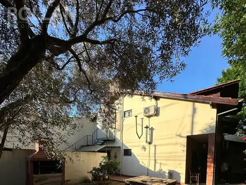 VENTA CASA MULTIFAMILIAR EN VILLA ADELINA