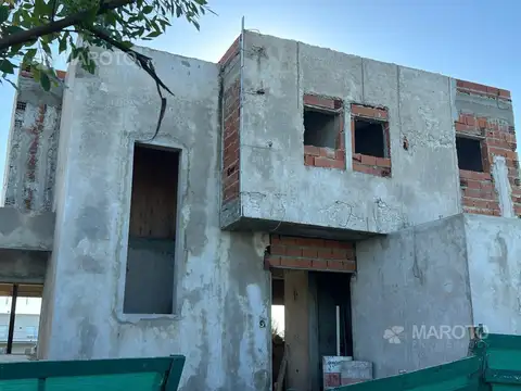 Casa en Venta en Barrio Privado el Naudir - MAROTO PROPIEDADES