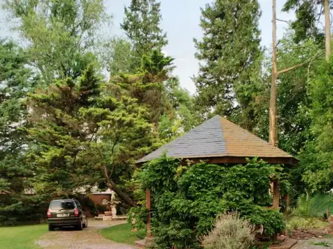 Casa 6 ambientes con 3 baños