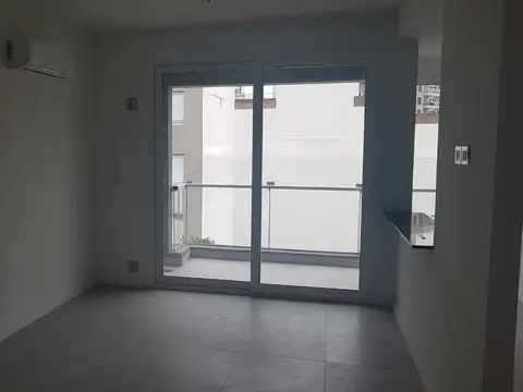 Depto Tipo Casa 2 ambientes con 1 baño