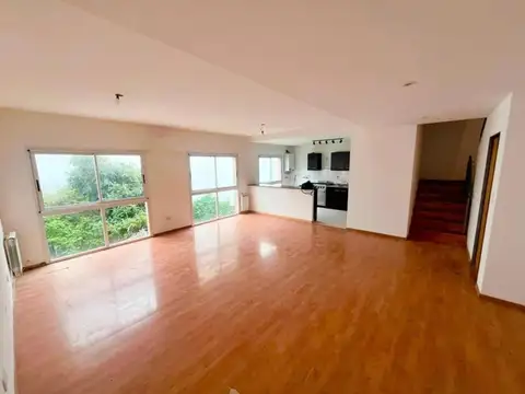 Venta de PH de 5 ambientes en Coghland