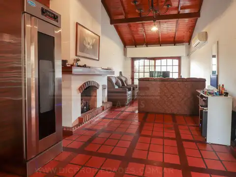 Casa en Venta de 4 dormitorios