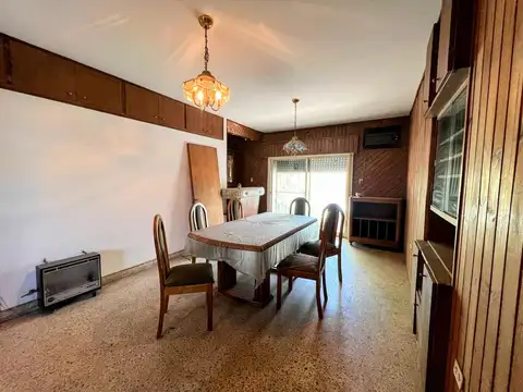 España 3400 - Casa de 4 dormitorios en venta en Rosario