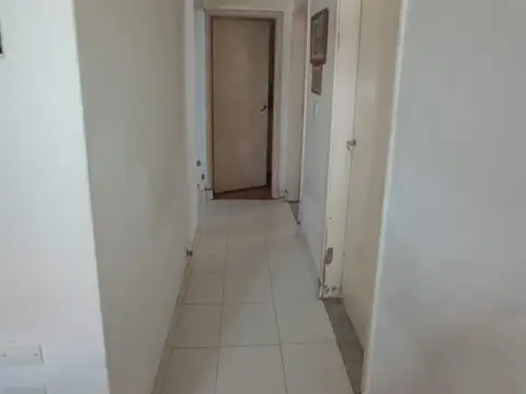 Chalet de 3 amb con jardin y cochera en Florida Oeste