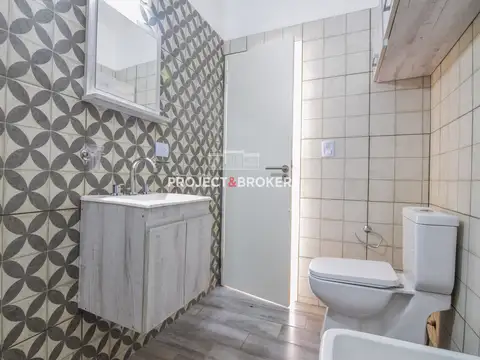 Preciosa casa en venta en Castelar Norte