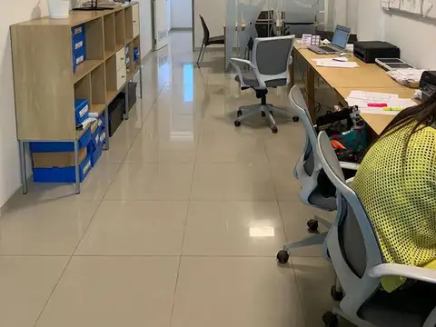 Conesa e/ Lavalle y Brown