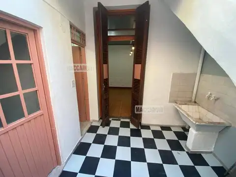 Depto Tipo Casa 2 ambientes con 1 baño