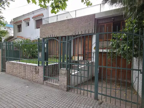 Terreno en Venta en Alberdi, USD 240.000