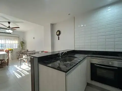 Depto Tipo Casa en Venta de 3 dormitorios