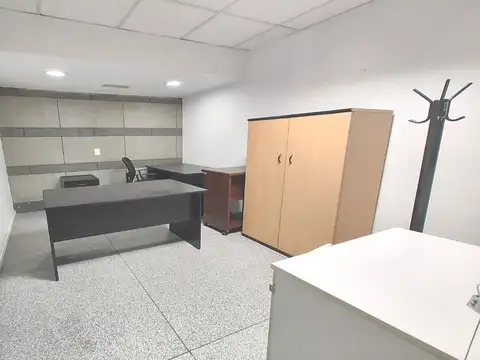 Oficina en Venta con 4 cocheras