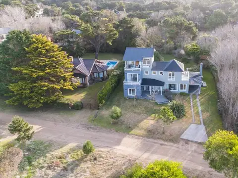 Casa en Alquiler Temporal en Carilo, $ 100