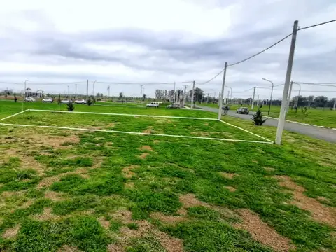 Terreno en Venta 14  mts Fondo