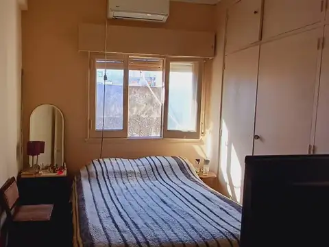 Depto Tipo Casa 5 ambientes con 1 baño