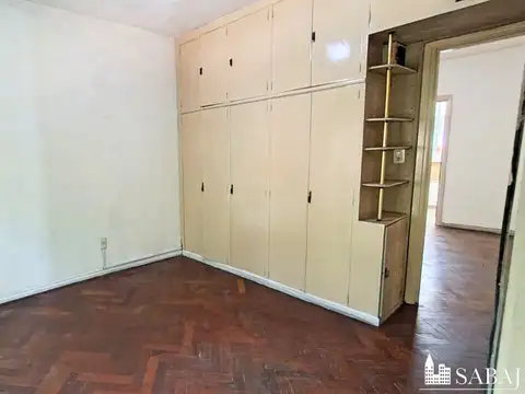Depto Tipo Casa en Venta 50 años