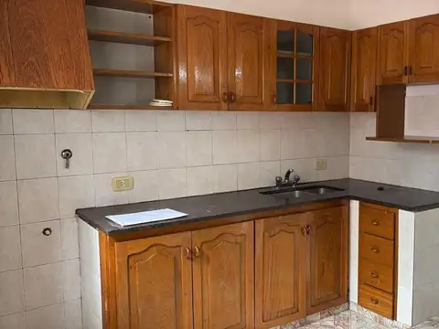Depto Tipo Casa 3 ambientes con 1 baño
