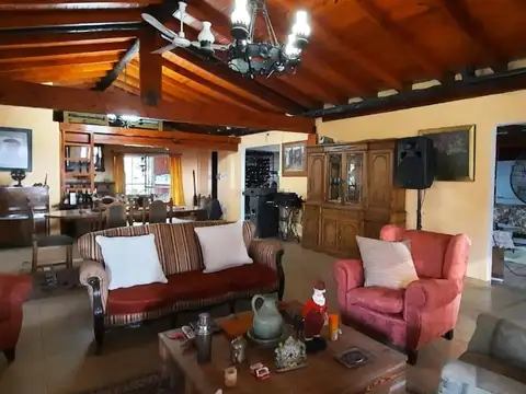 Casa en Venta de 5 dormitorios