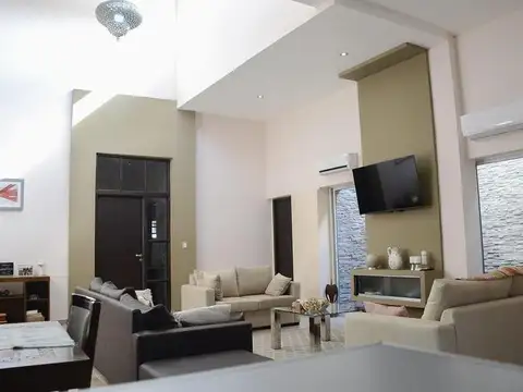 Casa en Venta en Posadas, USD 250.000