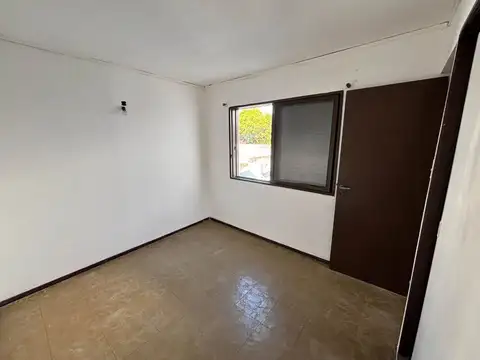 Depto Tipo Casa en Venta 48 años
