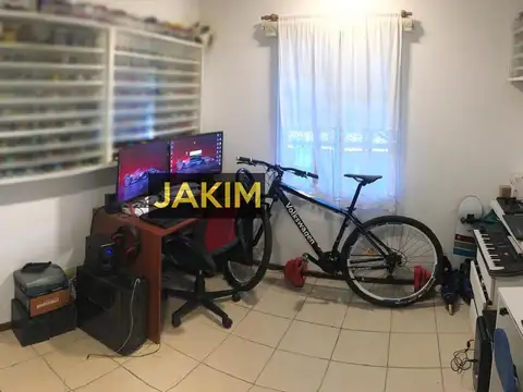 Avenida Bernabé Márquez 2500