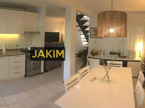 Casa en Venta en Martin Coronado, USD 140.000