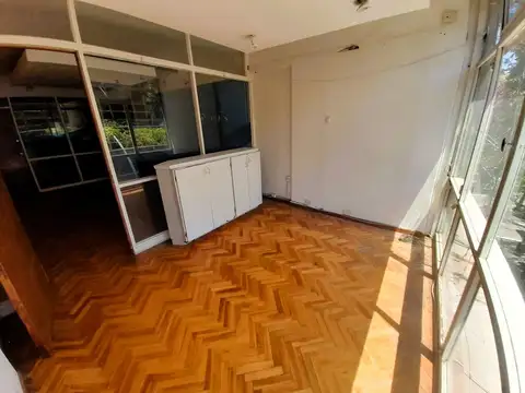 Oficina en Venta 64 años