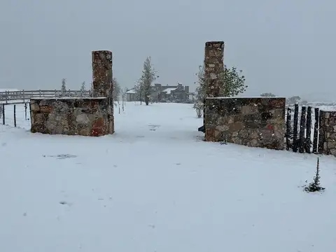 Chacra en  ATOS PAMPA, 6.5 Ha, con CHALET DE TRES DORM, TANQUE AUSTRALIANO DE 50.000 LTS