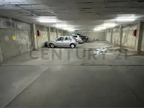 San Lorenzo 2700, Piso 0