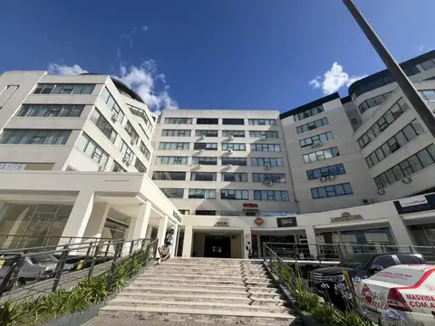 Av. del Puerto 215,  local + cocheras - Studios - Bahia Grande