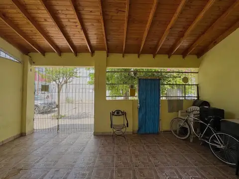 Depto Tipo Casa en Venta de 5 ambientes