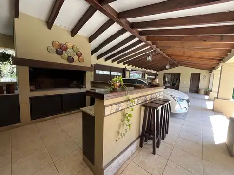 Casa en Venta de 5 dormitorios