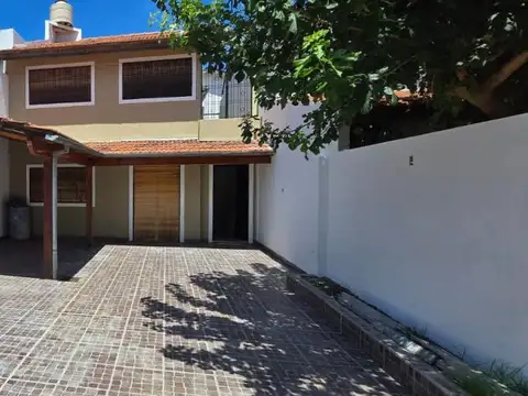 Depto Tipo Casa en Venta de 3 dormitorios