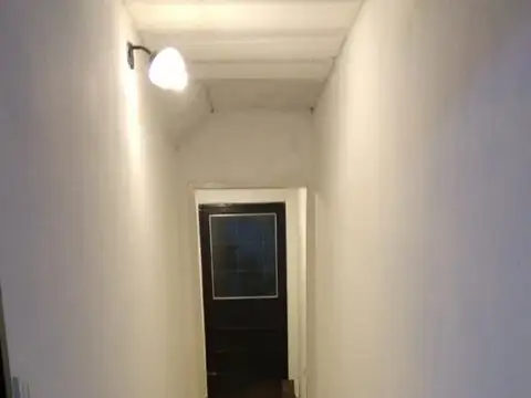 Venta en block - 2 PH - Jardin - Terreno 10x30 - Benavidez.