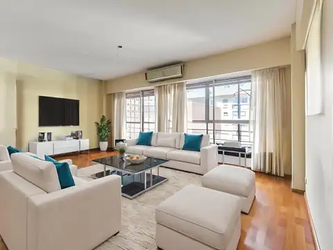 PISO 4 AMBIENTES. CON COCHERA. EDIFICIO DE CATEGORIA. AVELLANEDA CENTRO