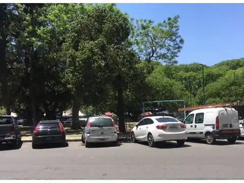 Departamento 7 ambientes con 2 baños