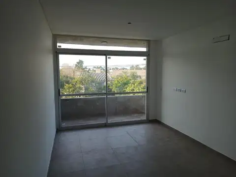 Departamento en Venta en Ezpeleta Este, USD 55.000