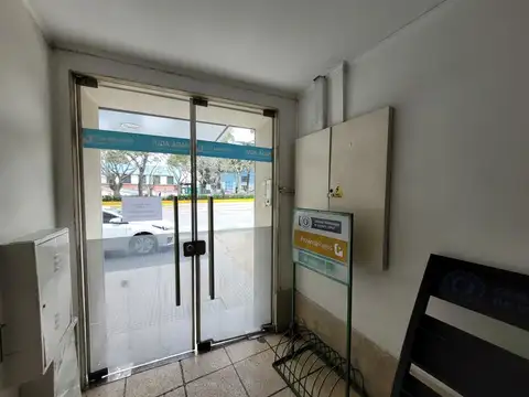 Oficina en Alquiler en Florida, $ 1.000.000