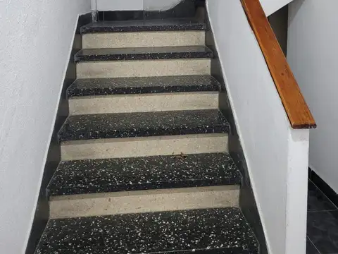 VENTA PH 2 AMBIENTES PARQUE CHAS