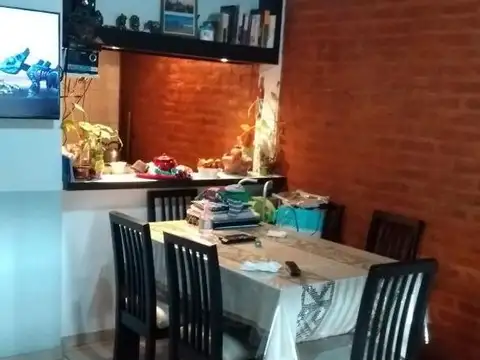 Depto Tipo Casa 3 ambientes con 1 baño